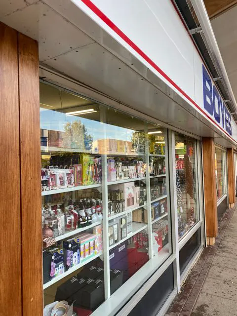 Boyes store front in Nottingham